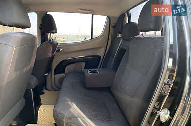 Пікап Mitsubishi L 200 2012 в 