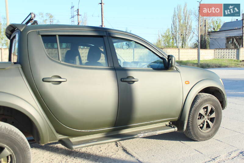 Mitsubishi L 200 2008