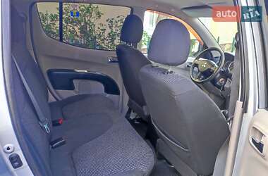 Пикап Mitsubishi L 200 2011 в 