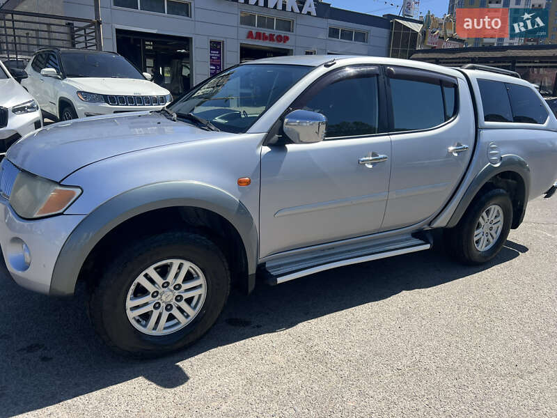 Пікап Mitsubishi L 200 2008 в Одесі