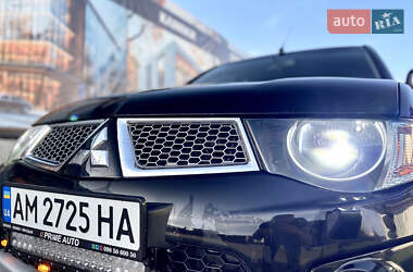 Пікап Mitsubishi L 200 2012 в 