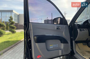Пікап Mitsubishi L 200 2012 в 
