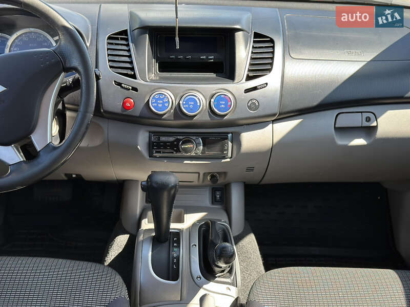 Пикап Mitsubishi L 200 2008 в Киеве