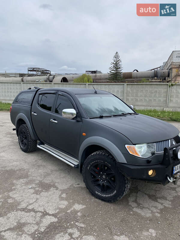 Пікап Mitsubishi L 200 2008 в Здолбуніві