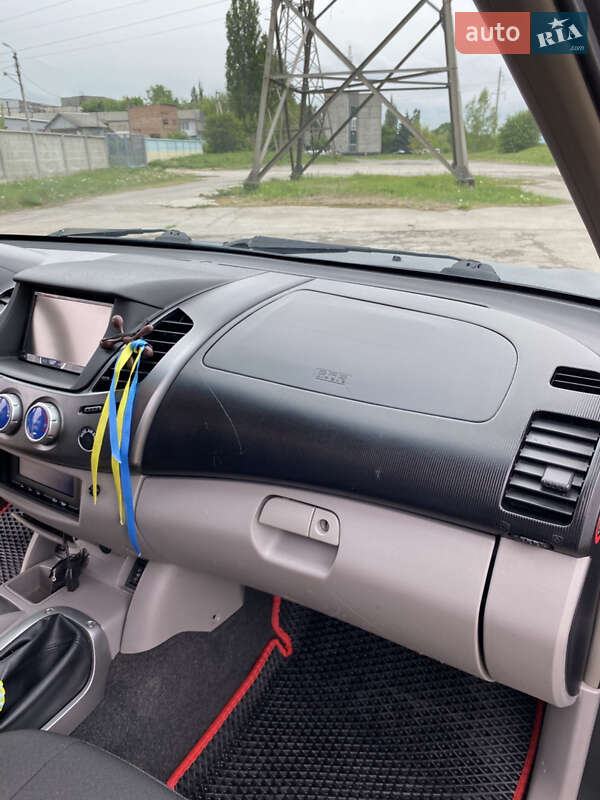 Пікап Mitsubishi L 200 2008 в Здолбуніві