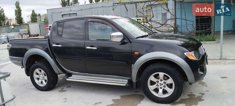 Пикап Mitsubishi L 200 2008 в Киеве