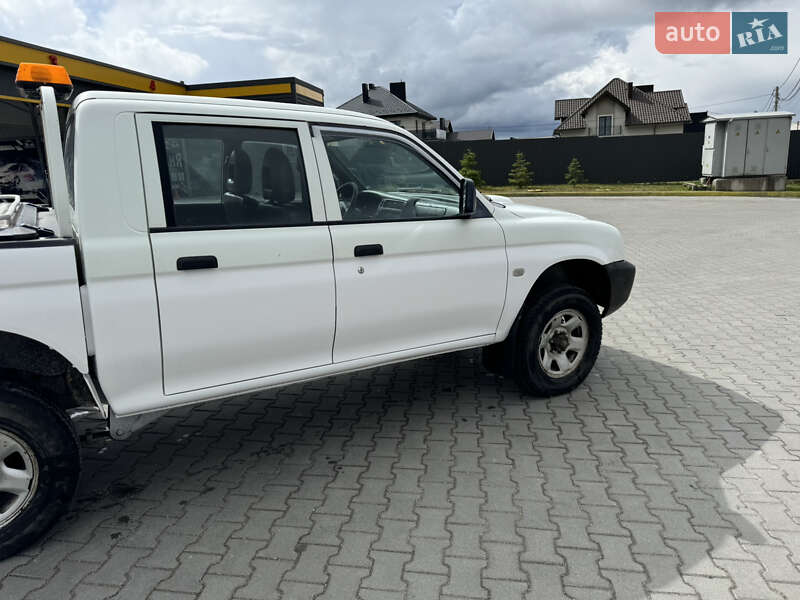 Пикап Mitsubishi L 200 2002 в Тернополе