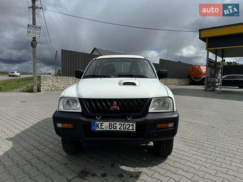Пикап Mitsubishi L 200 2002 в Тернополе