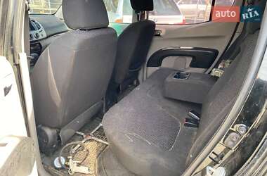 Пикап Mitsubishi L 200 2010 в 