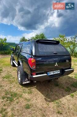 Пикап Mitsubishi L 200 2007 в 