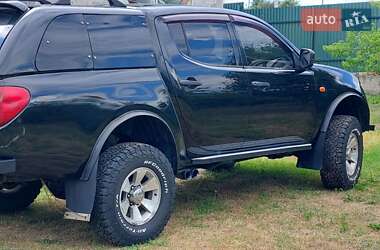 Пикап Mitsubishi L 200 2007 в Новояворовске