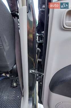 Пикап Mitsubishi L 200 2007 в 