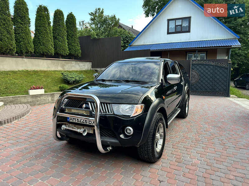 Mitsubishi L 200 2008