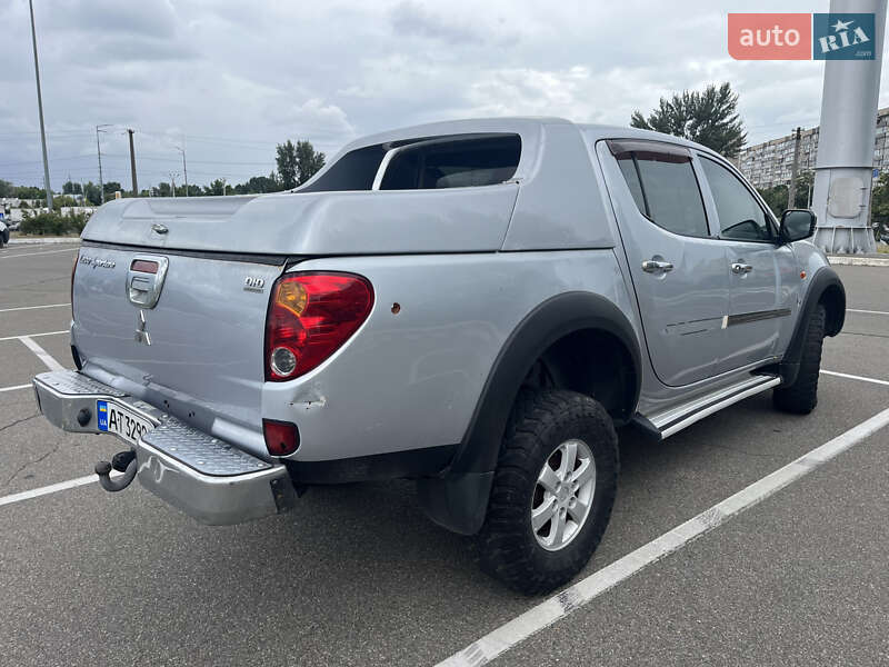 Пикап Mitsubishi L 200 2008 в Киеве