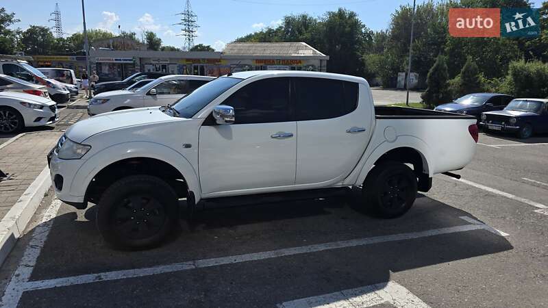 Пикап Mitsubishi L 200 2014 в Днепре