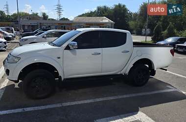 Пикап Mitsubishi L 200 2014 в 