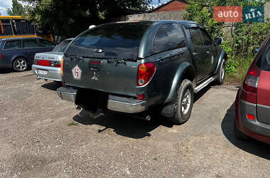 Пикап Mitsubishi L 200 2006 в 