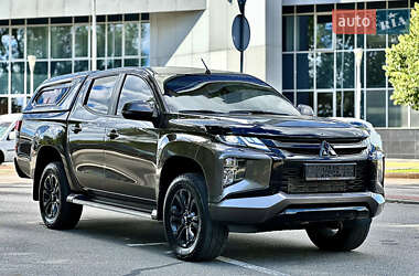 Пикап Mitsubishi L 200 2020 в Киеве