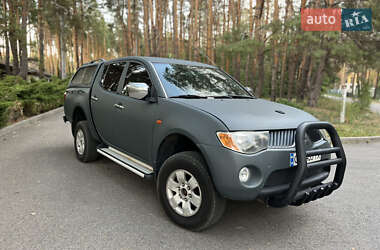 Пикап Mitsubishi L 200 2007 в Новомосковске
