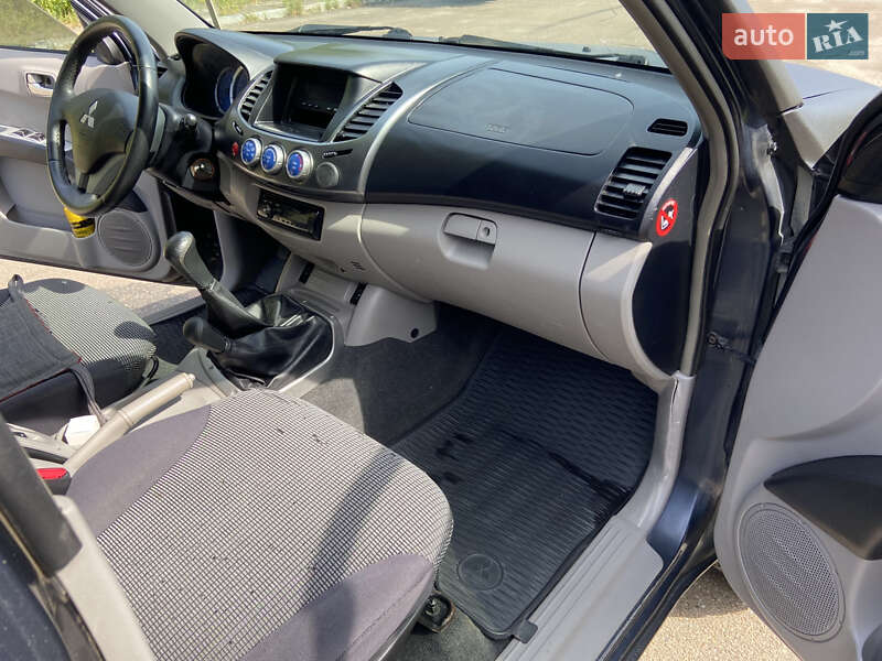 Пикап Mitsubishi L 200 2008 в Житомире