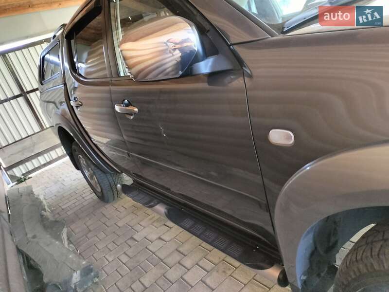 Пикап Mitsubishi L 200 2012 в Дружковке
