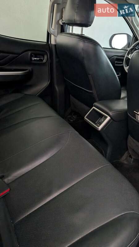 Пикап Mitsubishi L 200 2019 в Киеве
