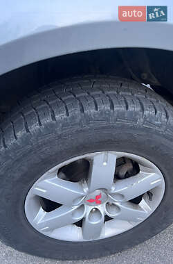 Пикап Mitsubishi L 200 2009 в 