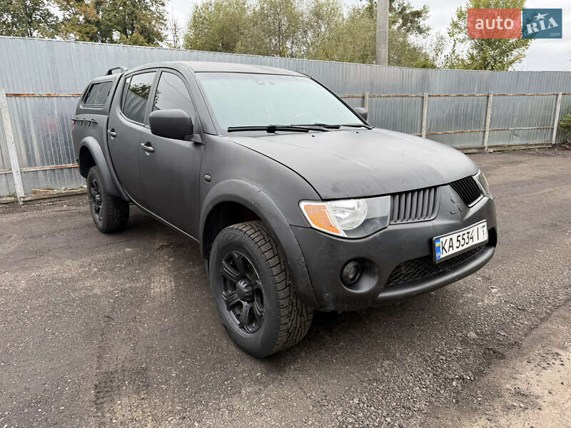 Пикап Mitsubishi L 200 2007 в Житомире