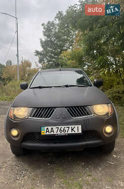 Пикап Mitsubishi L 200 2008 в Киеве