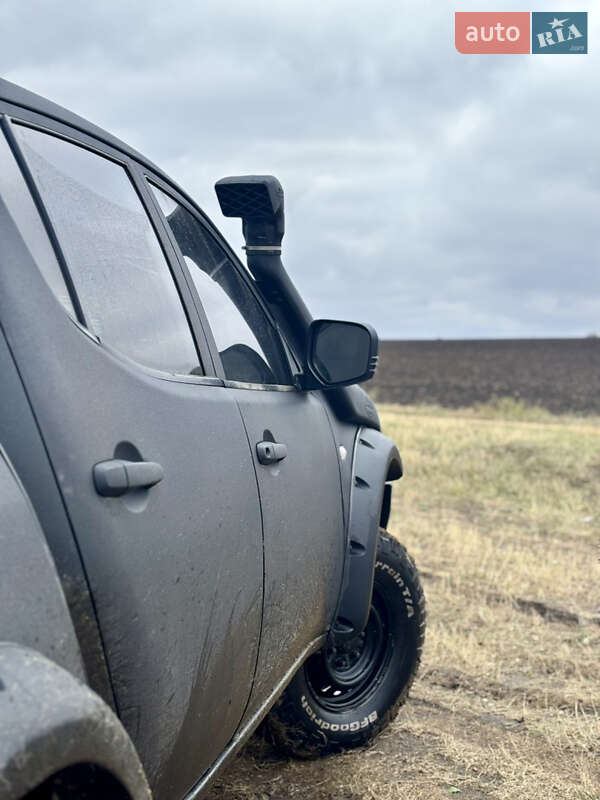 Пикап Mitsubishi L 200 2013 в Одессе фото 9 Пикап Mitsubishi L 200 2013 в Одессе