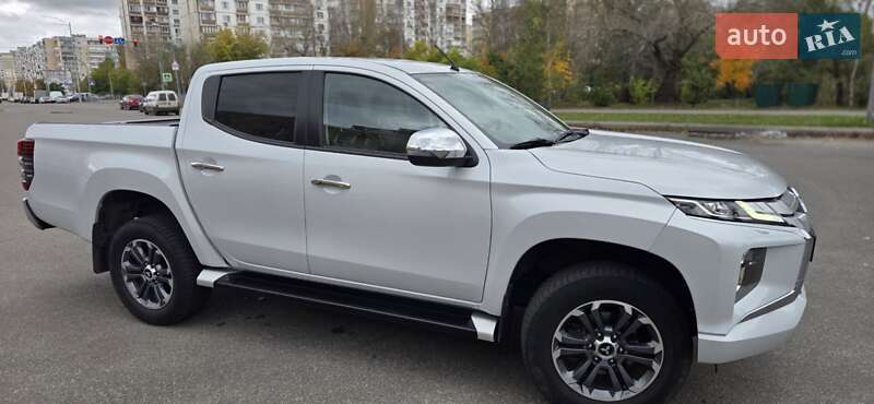 Пікап Mitsubishi L 200 2019 в Києві