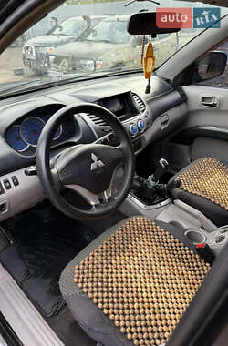 Пікап Mitsubishi L 200 2008 в 