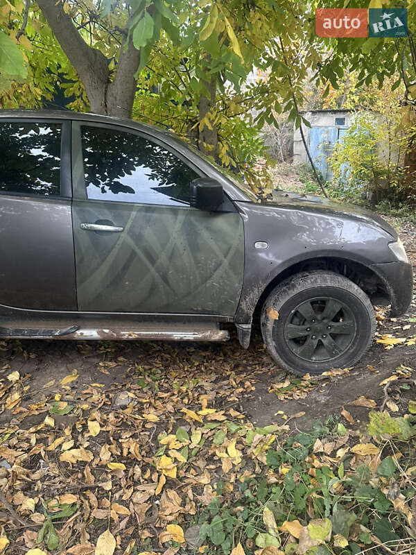 Пикап Mitsubishi L 200 2010 в Харькове фото 3 Пикап Mitsubishi L 200 2010 в Харькове