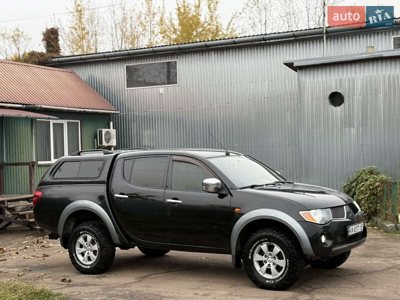 Пікап Mitsubishi L 200 2008 в Житомирі