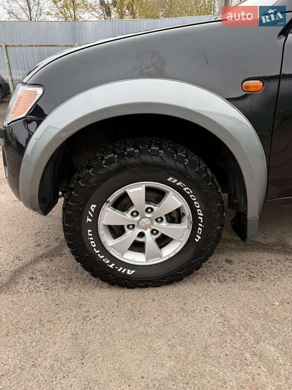 Пікап Mitsubishi L 200 2008 в Житомирі