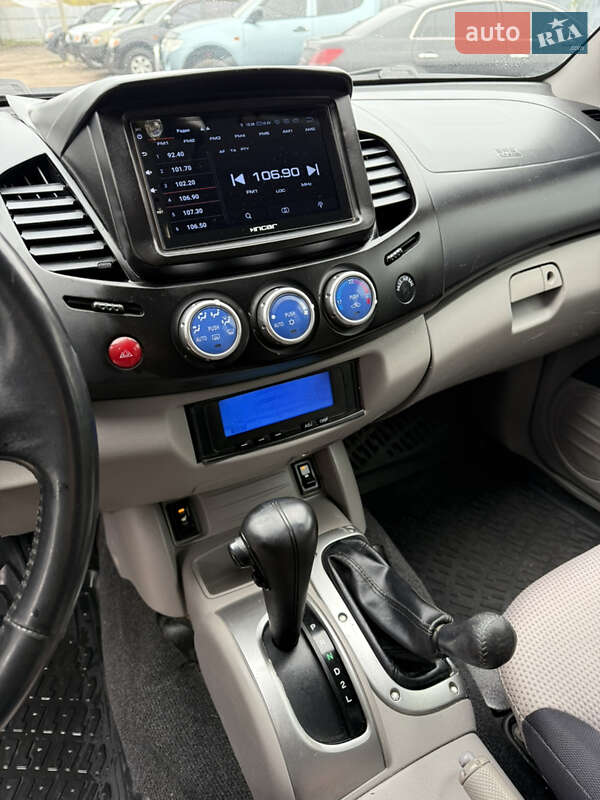 Пікап Mitsubishi L 200 2008 в Житомирі