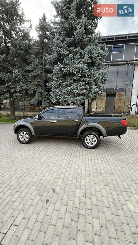 Пикап Mitsubishi L 200 2013 в Одессе