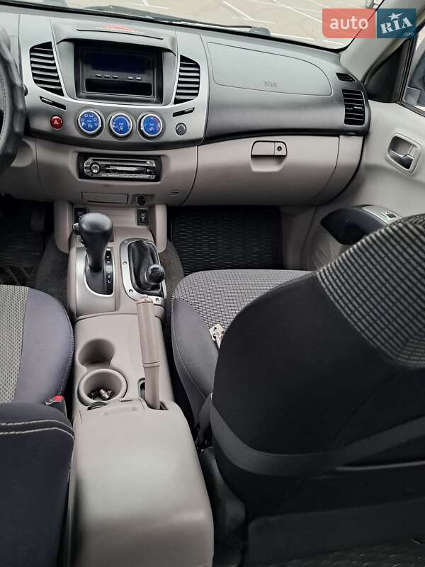 Пикап Mitsubishi L 200 2008 в Киеве
