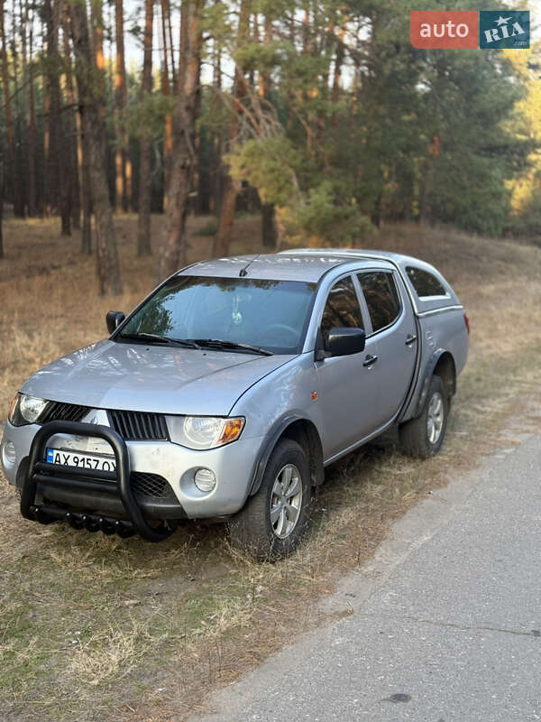 Пикап Mitsubishi L 200 2008 в Балаклее фото 4 Пикап Mitsubishi L 200 2008 в Балаклее