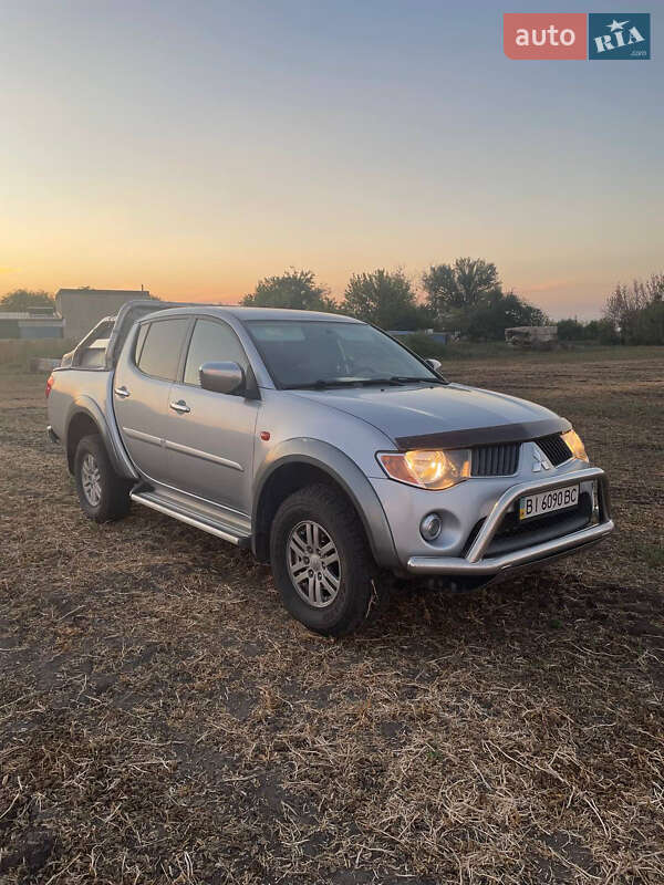 Пикап Mitsubishi L 200 2008 в Глобине фото 6 Пикап Mitsubishi L 200 2008 в Глобине