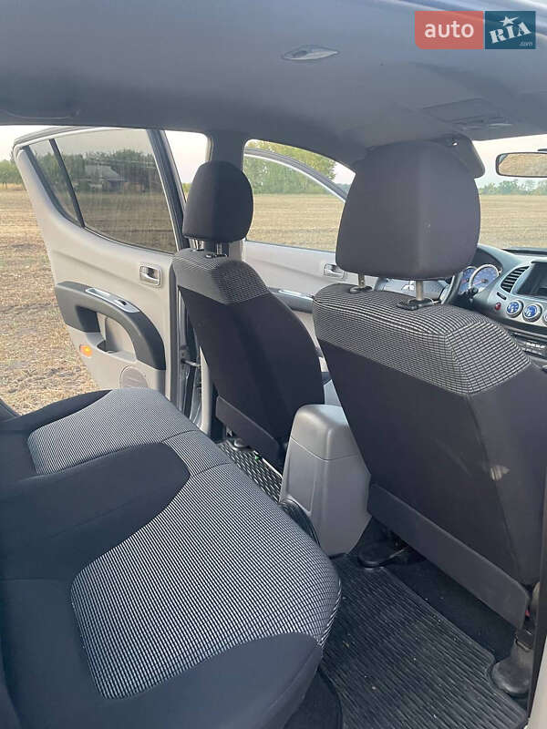 Пикап Mitsubishi L 200 2008 в Глобине фото 14 Пикап Mitsubishi L 200 2008 в Глобине