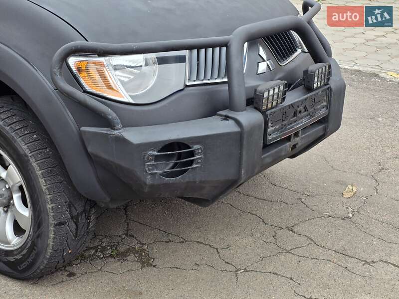 Пикап Mitsubishi L 200 2007 в Одессе фото 12 Пикап Mitsubishi L 200 2007 в Одессе