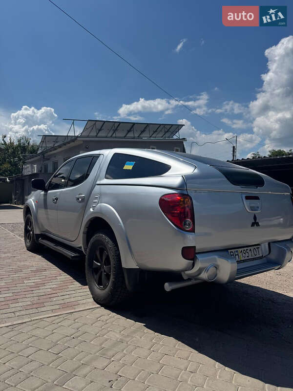 Пікап Mitsubishi L 200 2008 в Києві
