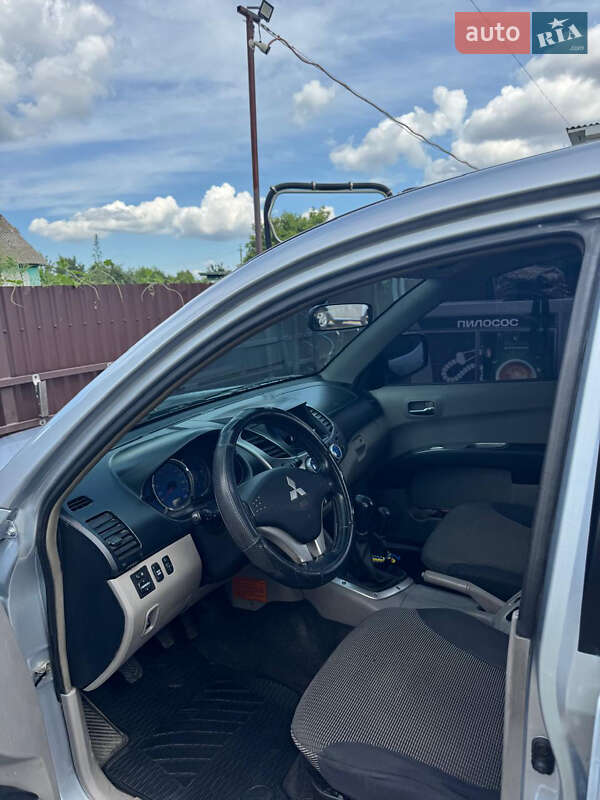 Пікап Mitsubishi L 200 2008 в Києві