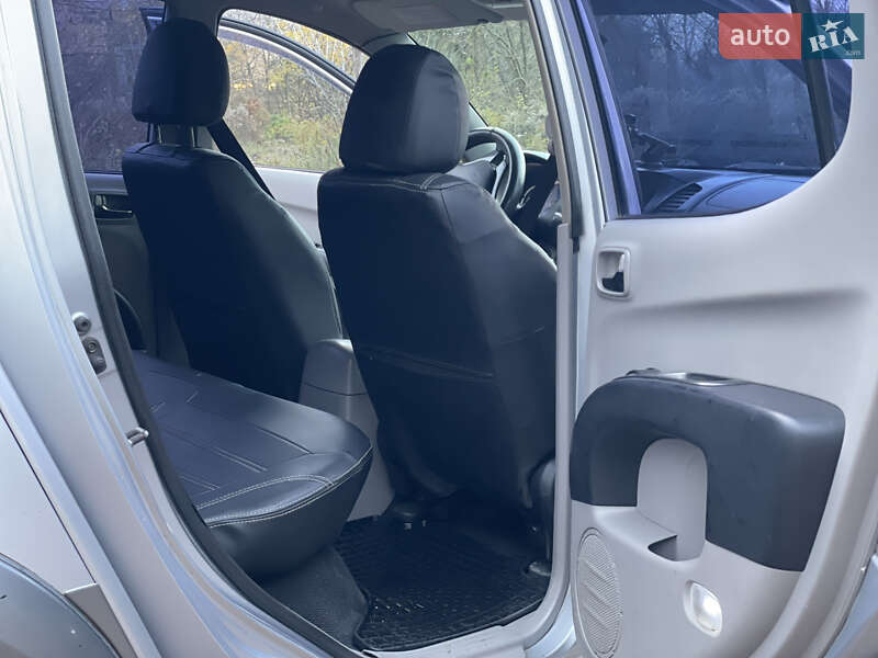 Пикап Mitsubishi L 200 2008 в Житомире