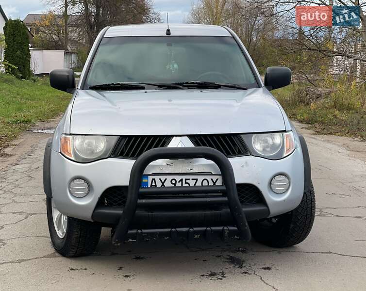 Пикап Mitsubishi L 200 2008 в Житомире фото 3 Пикап Mitsubishi L 200 2008 в Житомире
