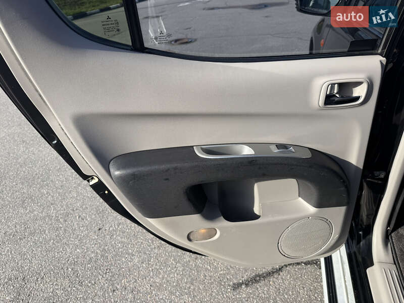 Пикап Mitsubishi L 200 2007 в Киеве