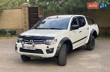 Пикап Mitsubishi L 200 2012 в Харькове