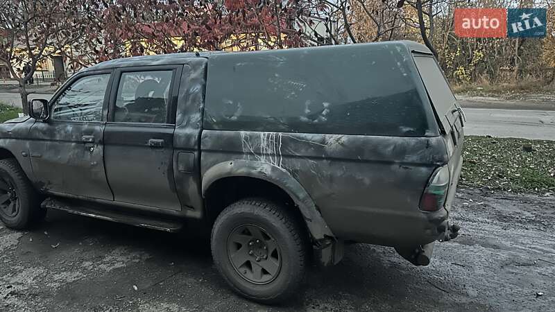 Пикап Mitsubishi L 200 2003 в Славянске