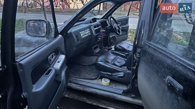 Пикап Mitsubishi L 200 2003 в Славянске